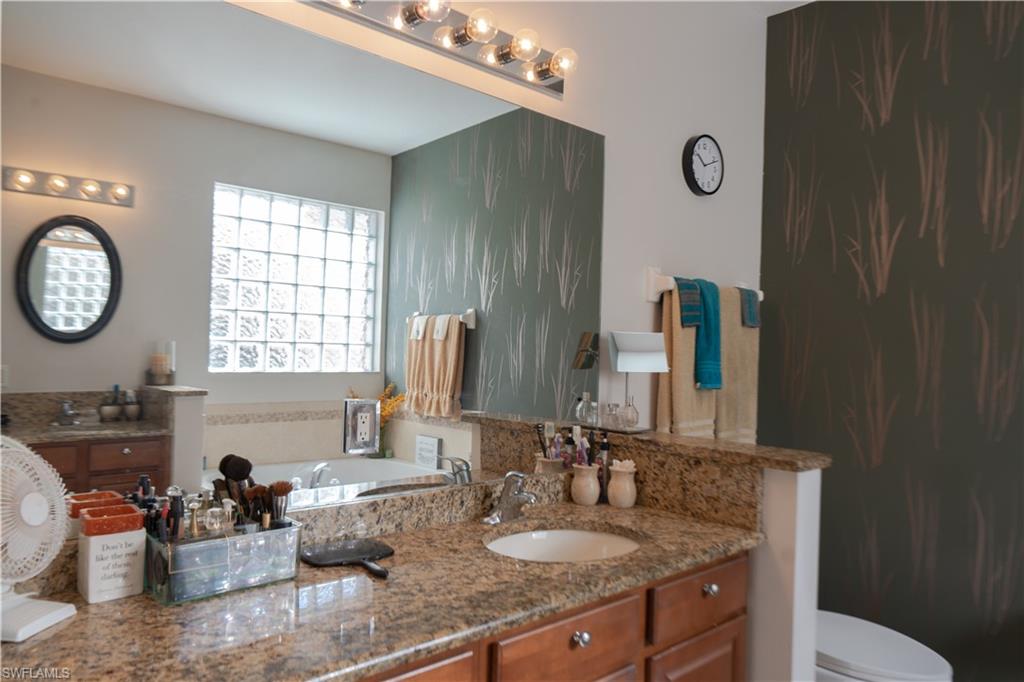 OLYMPIA POINTE - Residential