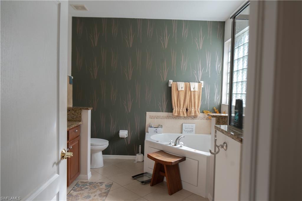 OLYMPIA POINTE - Residential