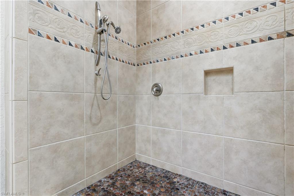 GATOR SLOUGH - Residential