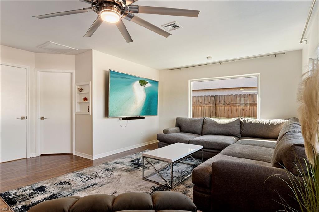 NAPLES PARK - Residential Lease