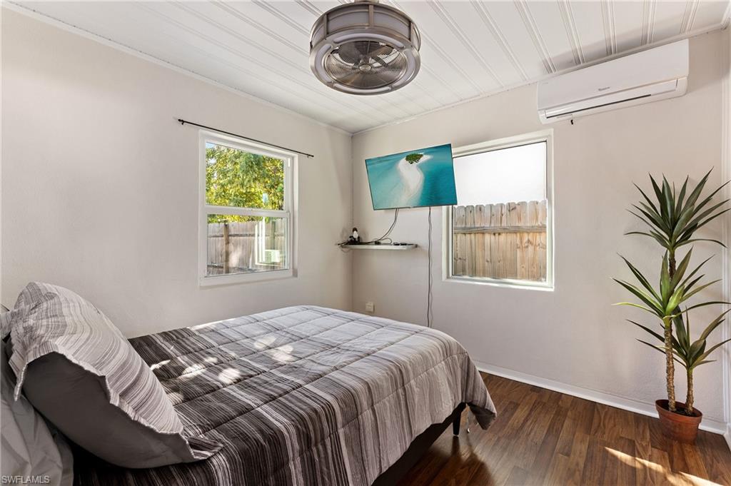 NAPLES PARK - Residential Lease