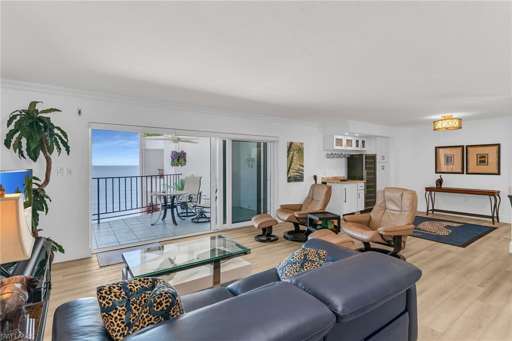 HORIZON HOUSE - Residential