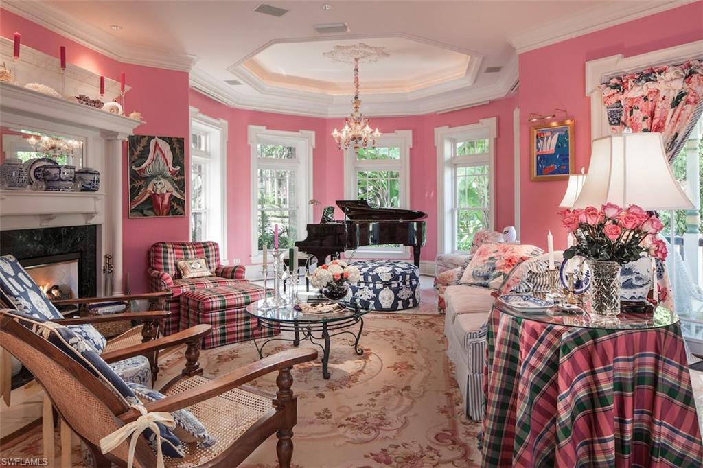 OLDE NAPLES - Residential