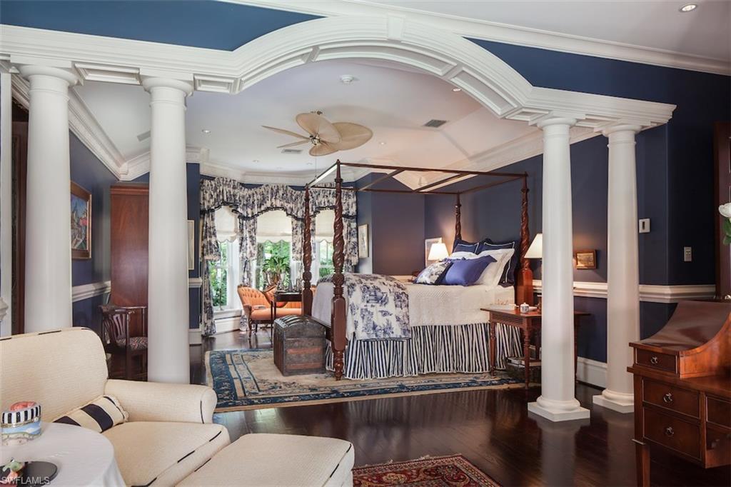 OLDE NAPLES - Residential