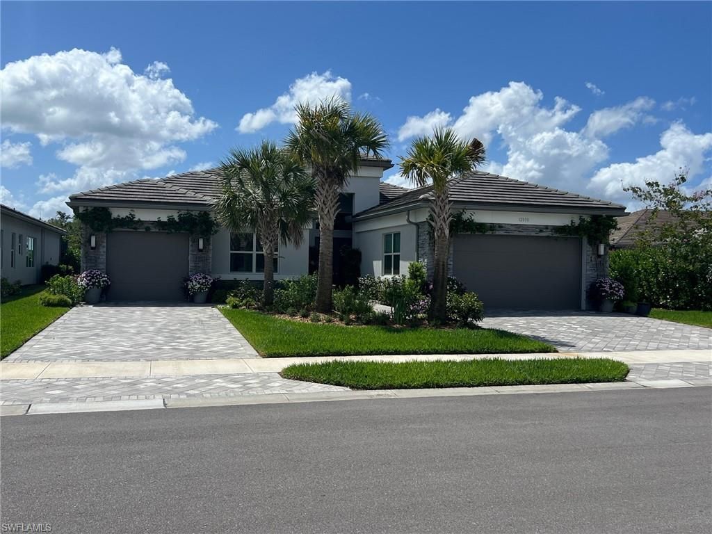 Photo of 12030 Azalea WAY, NAPLES, FL 34120 (MLS # 226013507)