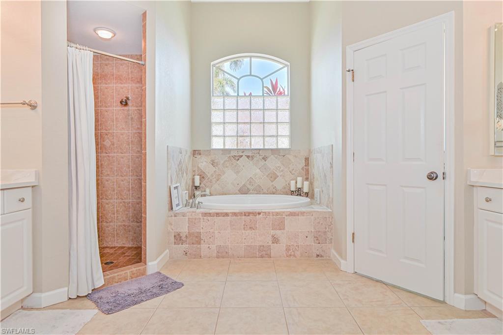 REFLECTION LAKES - Residential