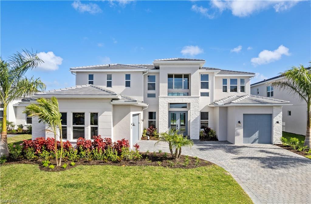 8762 Driftwood DR