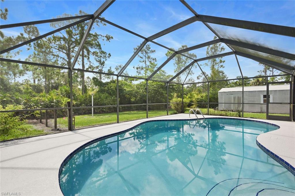 GOLDEN GATE ESTATES - Residential