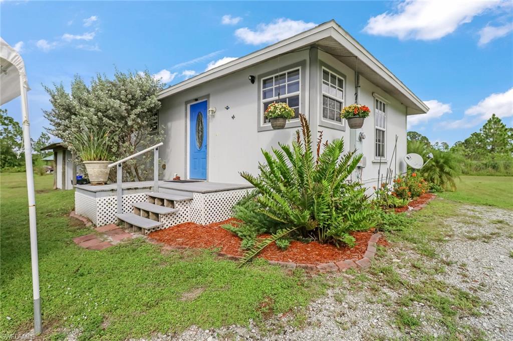 GOLDEN GATE ESTATES - Residential