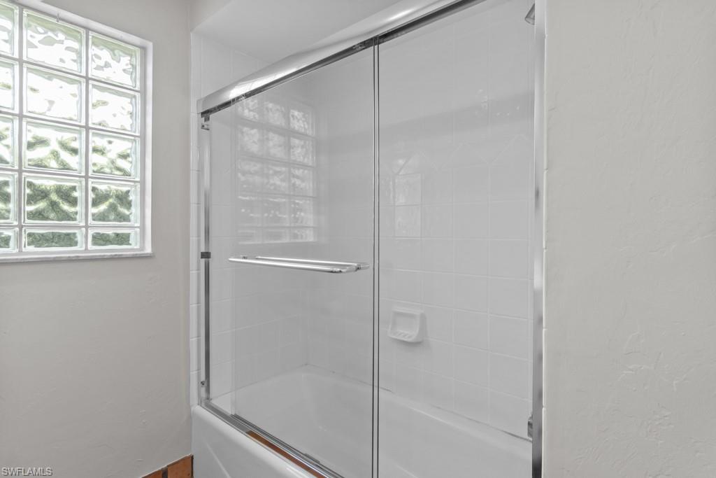 WHISKEY CREEK - Residential Lease