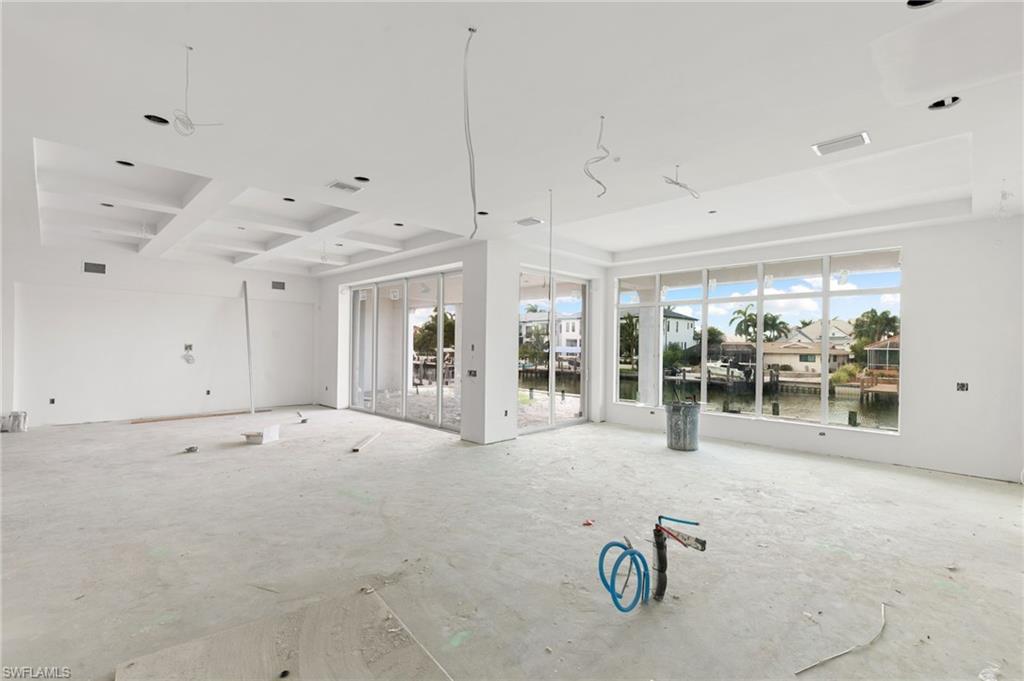 700 Partridge CT