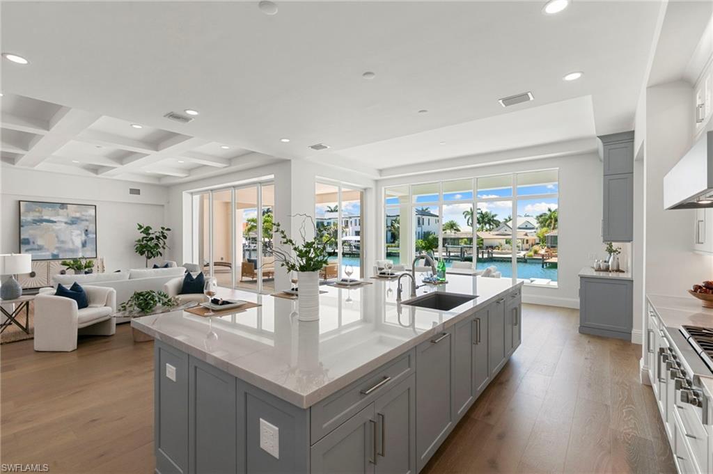 MARCO ISLAND - Residential