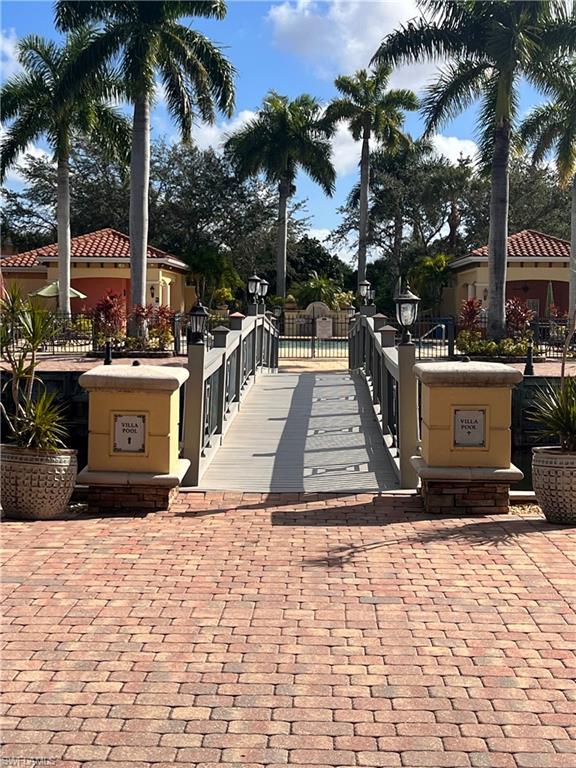 VILLAGIO - Residential Lease