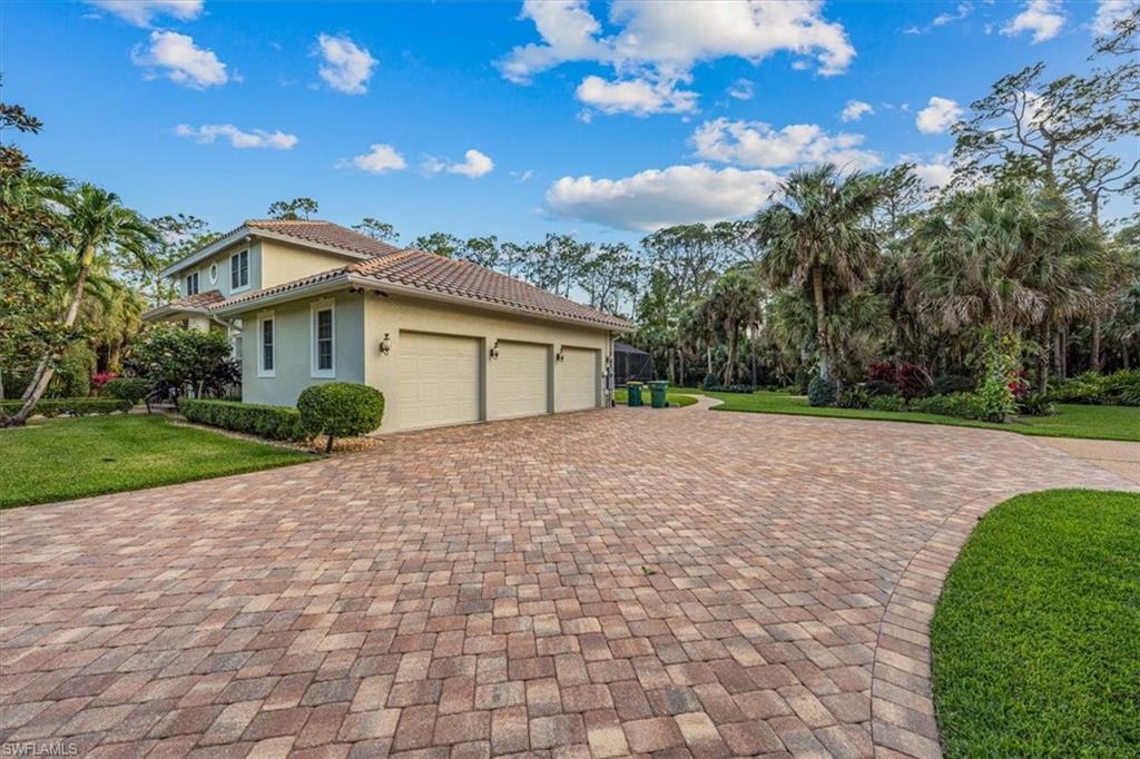 GOLDEN GATE ESTATES - Residential