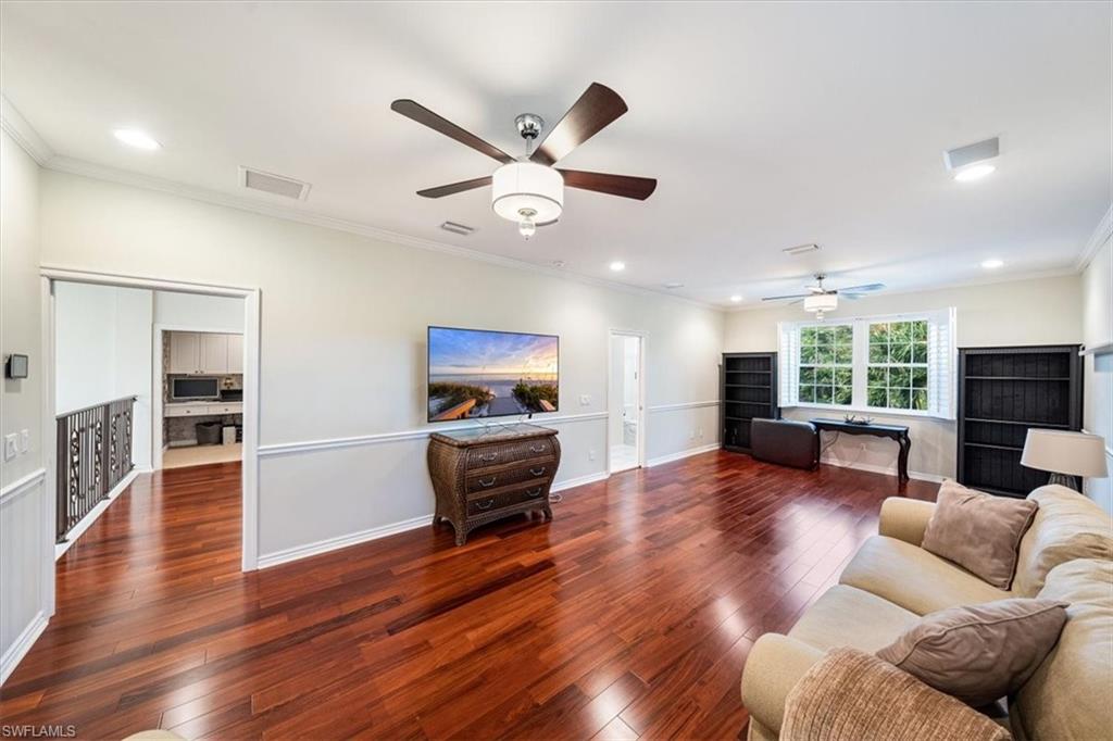 GOLDEN GATE ESTATES - Residential