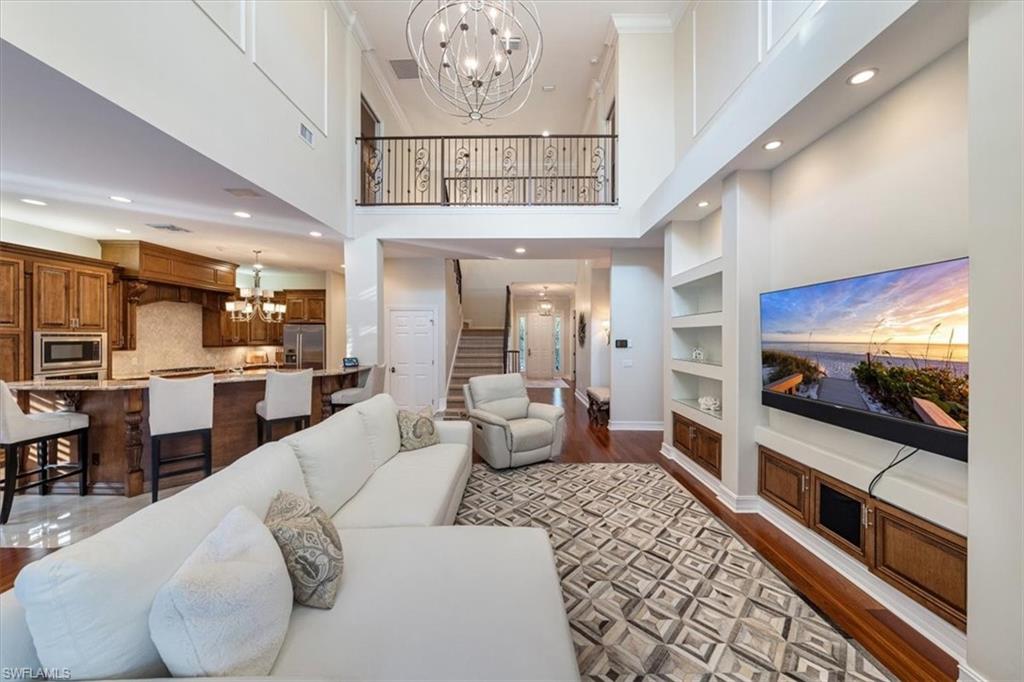 GOLDEN GATE ESTATES - Residential