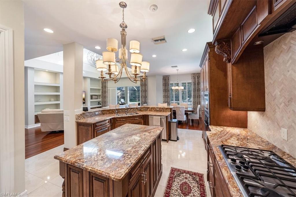 GOLDEN GATE ESTATES - Residential