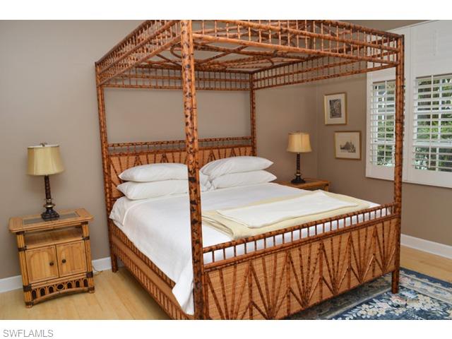 ERIN LAKE - Residential