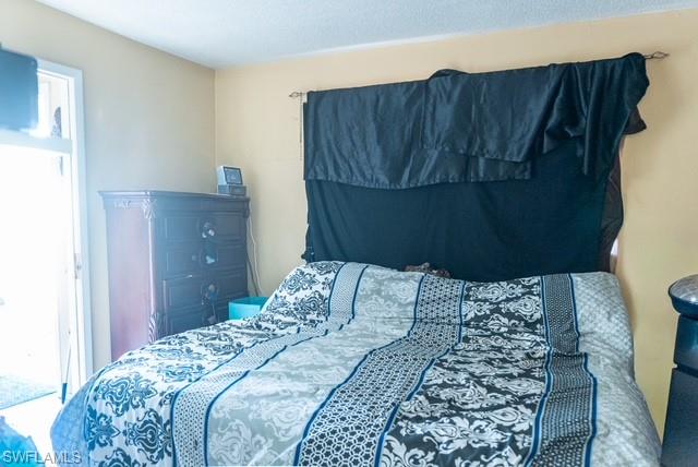 FORT MYERS SHORES - Residential