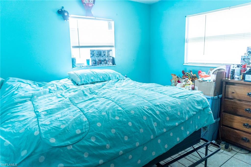 FORT MYERS SHORES - Residential