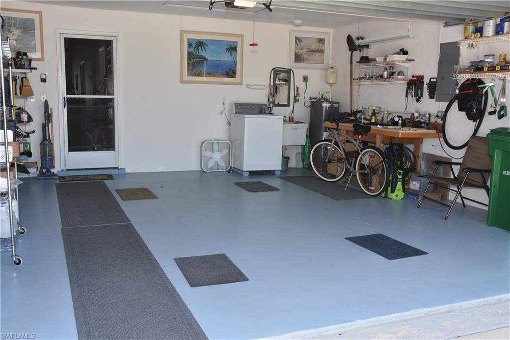 LAKEPORT VILLAS - Residential