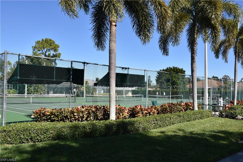 LAKEPORT VILLAS - Residential