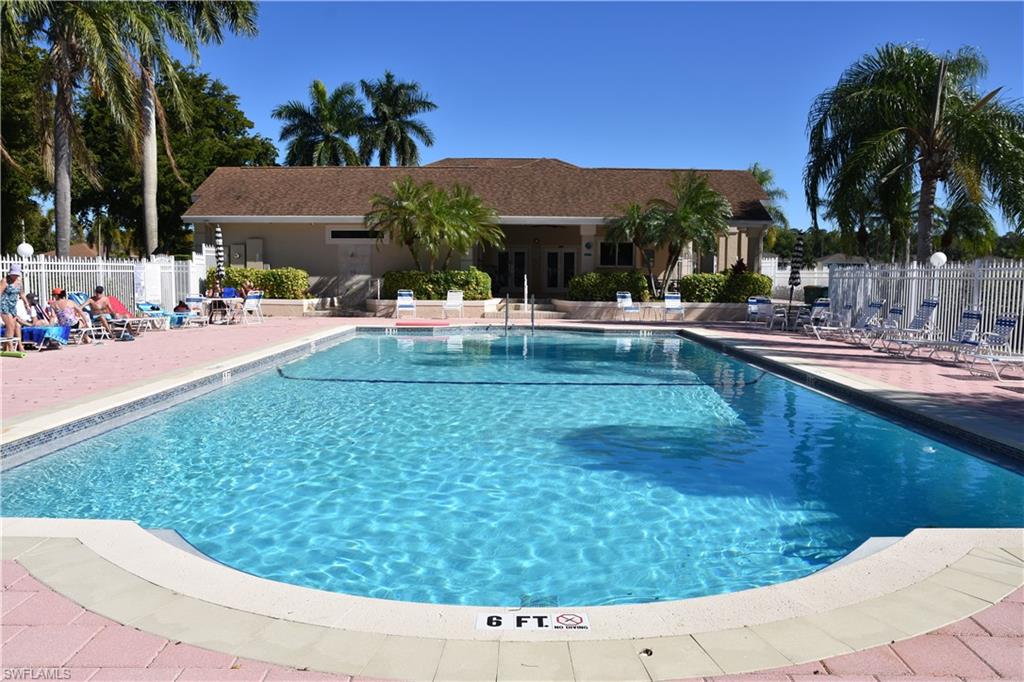 LAKEPORT VILLAS - Residential