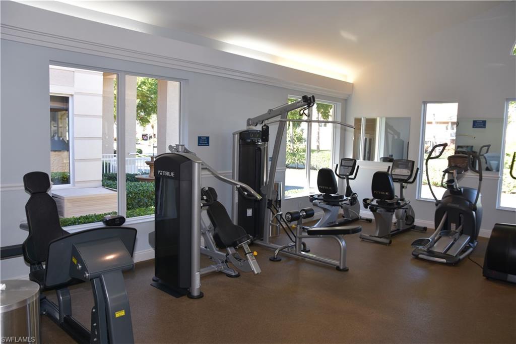 LAKEPORT VILLAS - Residential