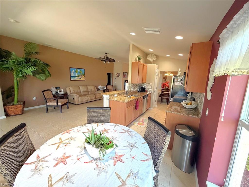 CAPE CORAL - Residential Lease