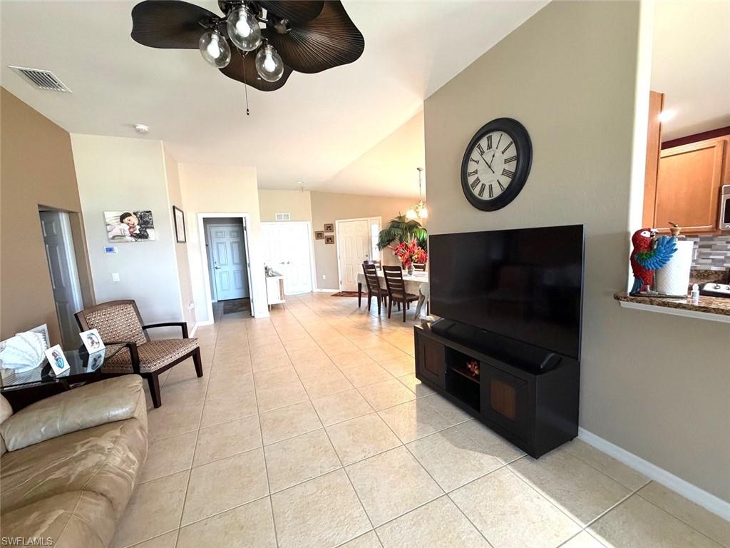 CAPE CORAL - Residential Lease