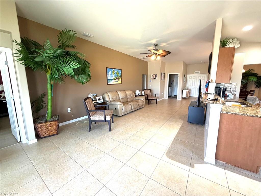 CAPE CORAL - Residential Lease