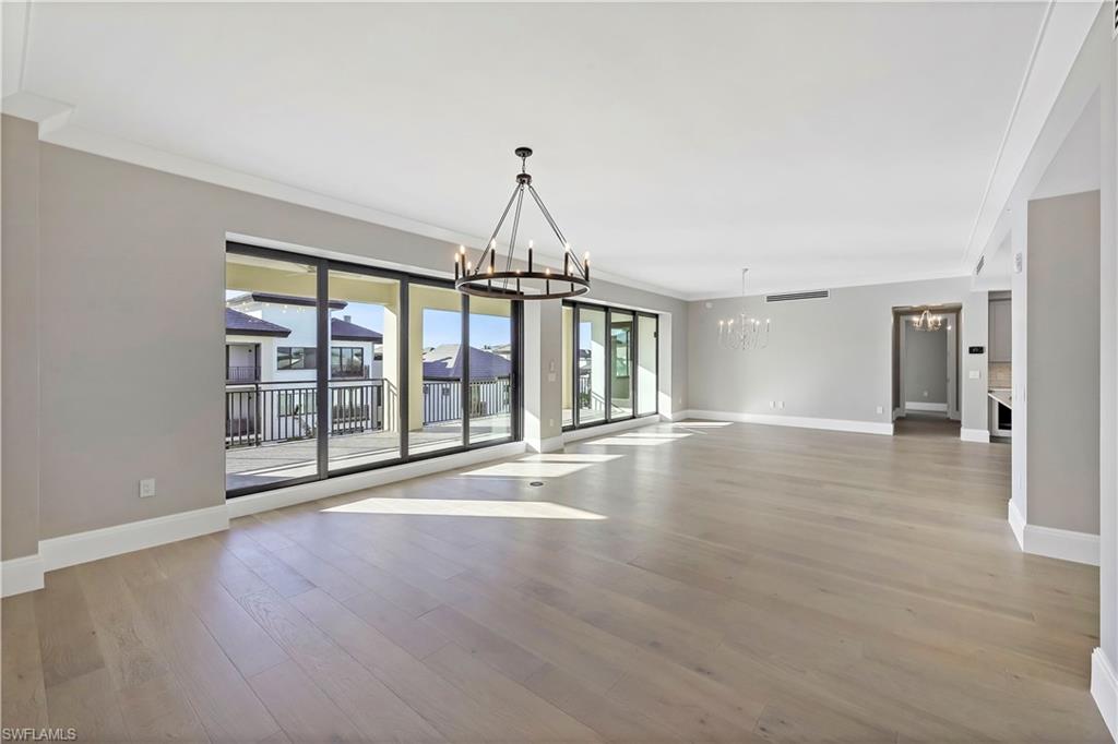 1130 3RD AVE S 512