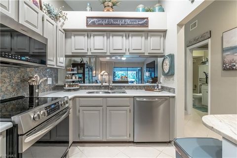 2069 Pine Isle LN 2069 NAPLES FL 34112