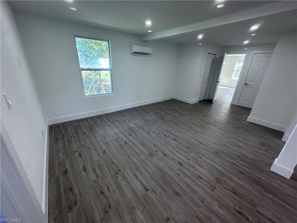 PINE ISLAND RIDGE - Residential