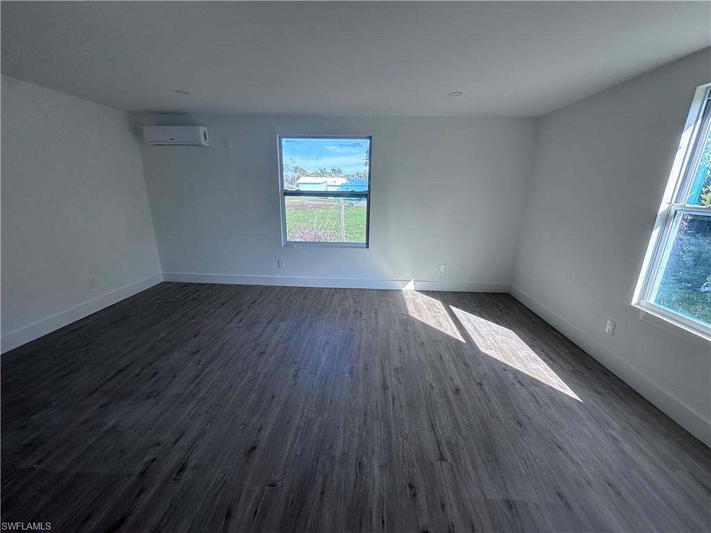 PINE ISLAND RIDGE - Residential