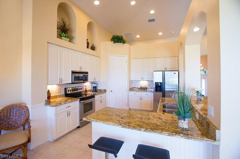 BEACHVIEW COUNTRY CLUB ESTATES - Residential