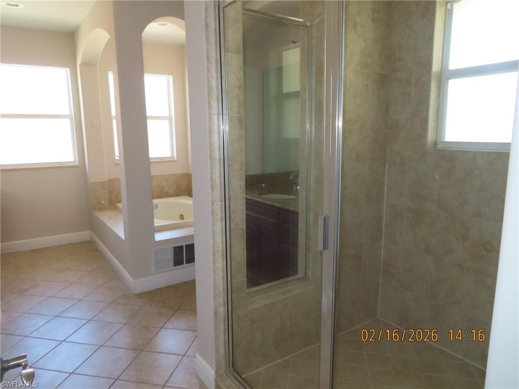 VALENCIA COUNTRY CLUB - Residential