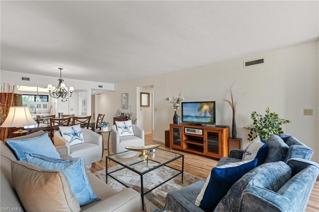 STEAMBOAT BEND - Residential Lease