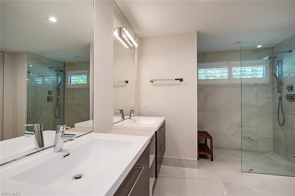 OAKMONT - Residential