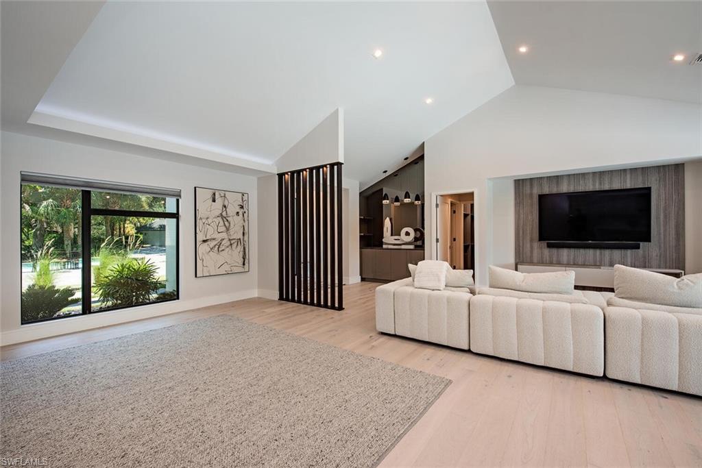 OAKMONT - Residential