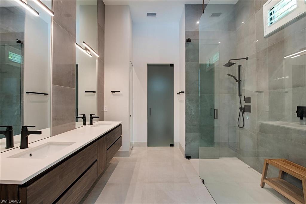 OAKMONT - Residential