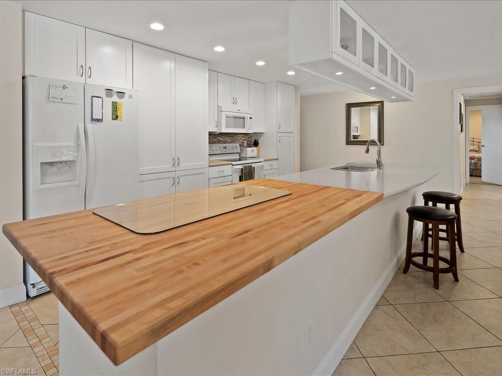 FAIRWAY ESTATES - Residential