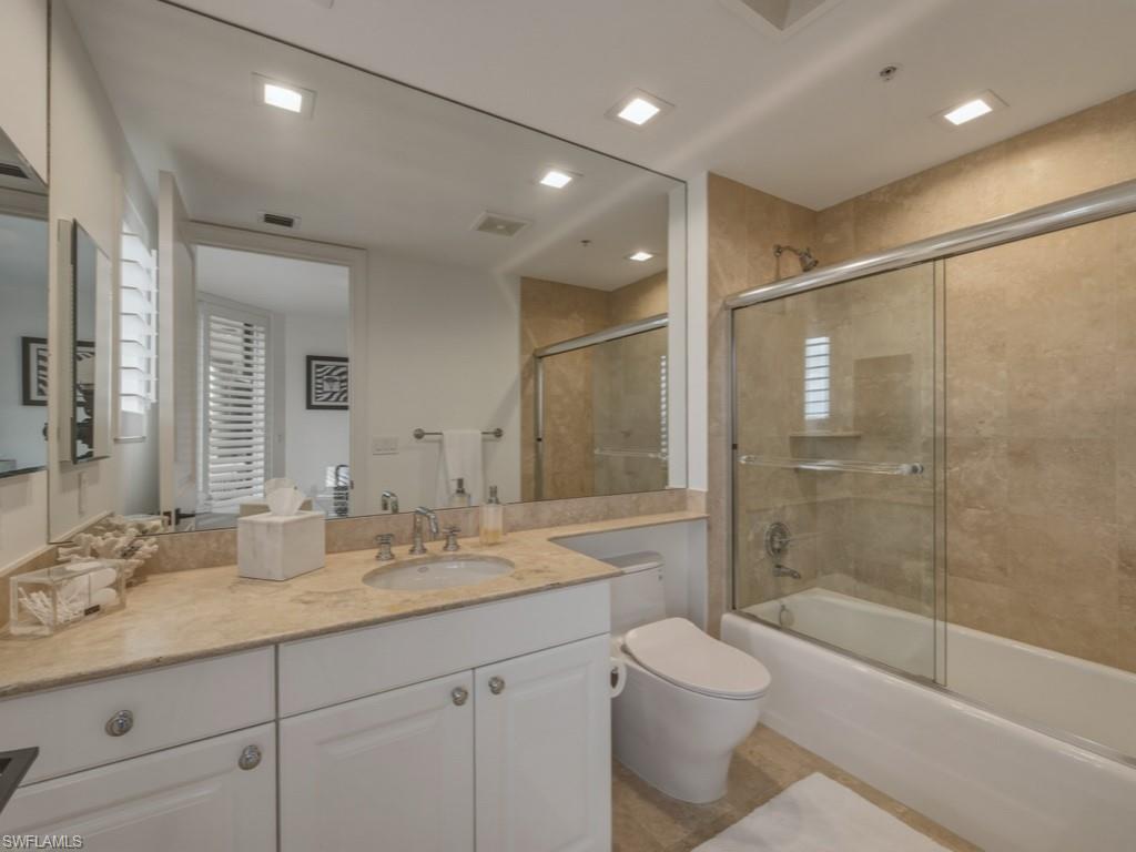 TRIESTE AT BAY COLONY - Residential