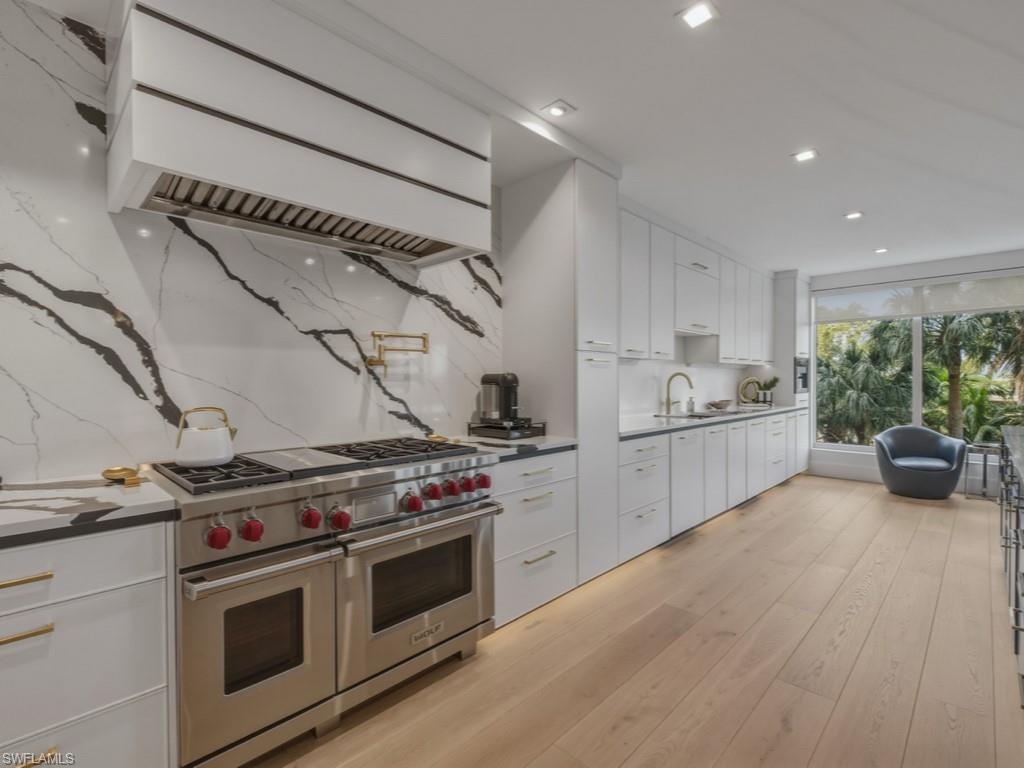 TRIESTE AT BAY COLONY - Residential