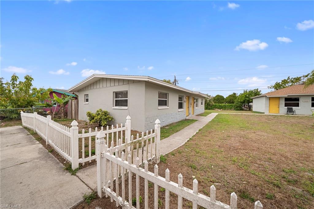 PINE MANOR - Residential Lease