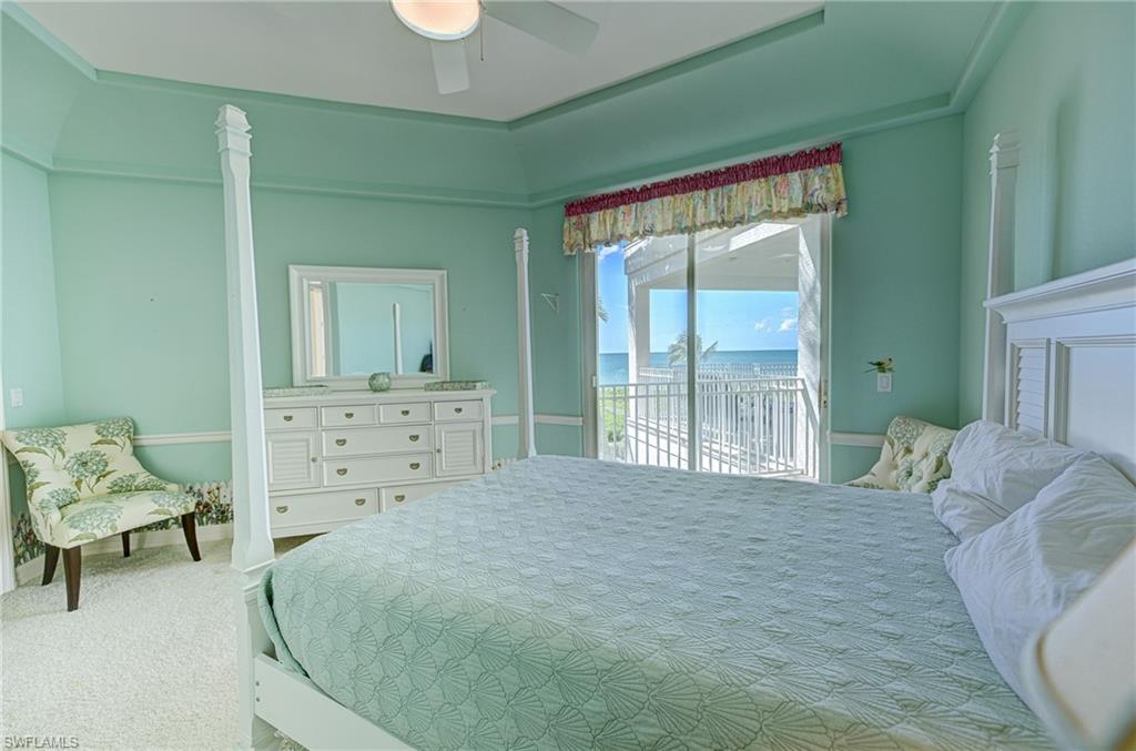 BAREFOOT BEACH - Residential