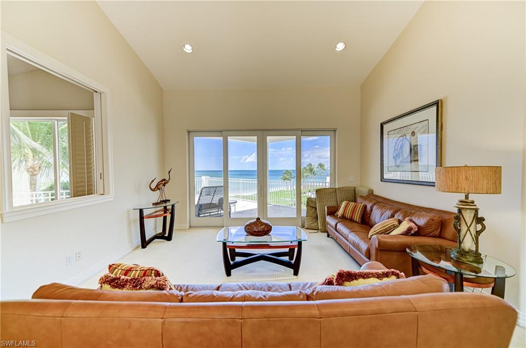 BAREFOOT BEACH - Residential