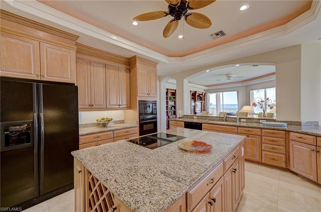 BAREFOOT BEACH - Residential