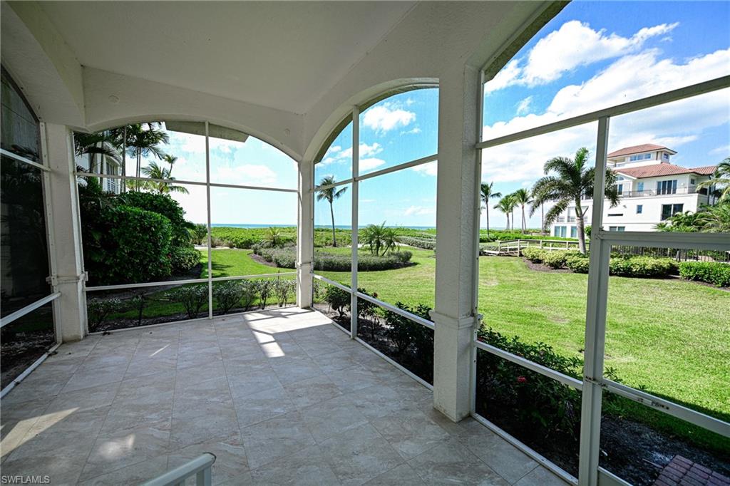 BAREFOOT BEACH - Residential