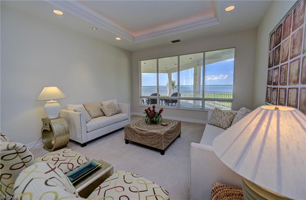 BAREFOOT BEACH - Residential